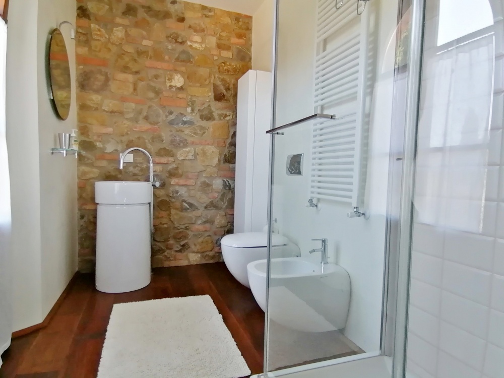 Casale castelfalfi bagno